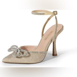 DREAM PAIRS GOLD GLITTER HEELS WITH CRYSTAL BOW SIZE 8.5